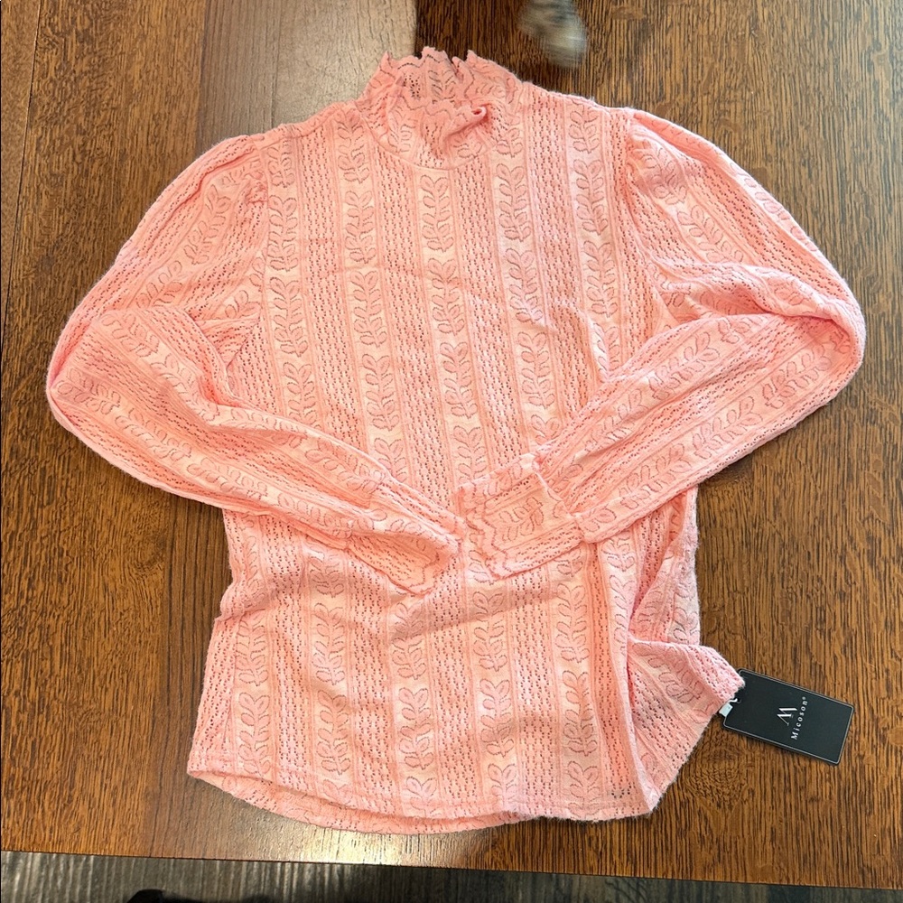 Women’s size small XOXO Coral Lace Long Sleeve Top